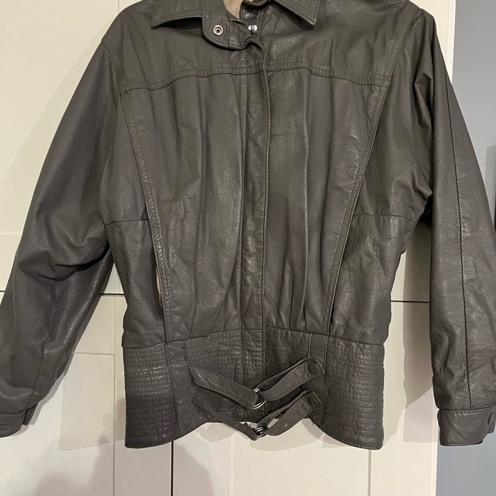 Ladies leather bomber jacket